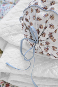 Pip Studio Quilt Kairi Bloom Quilt Light Blue