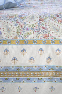 Pip Studio Quilt Kairi Bloom Quilt Light Blue