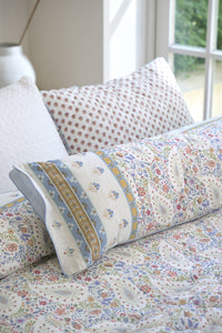 Pip Studio Quilt Kairi Bloom Quilt Light Blue