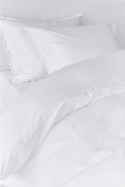 BeddingHouse Dekbedovertrek Blanca White