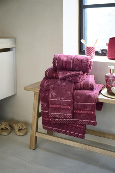 Pip Studio Badhanddoek Jasmin Jacquard Dark Pink