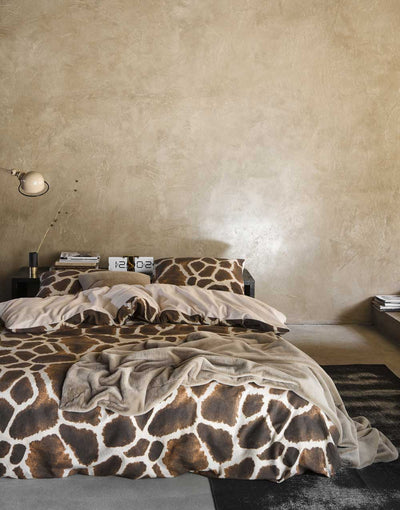 Essenza Plaid Furry Taupe