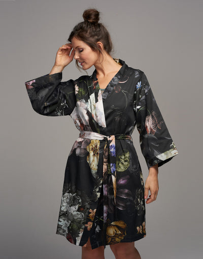 Essenza Kimono Sarai Fleur Festive Blooming Black