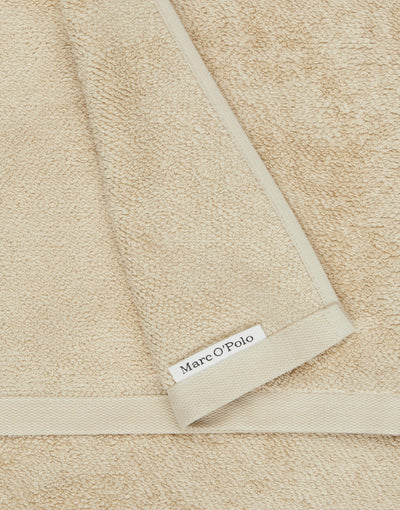 Marc O'Polo Handdoek Timeless Dark Sand