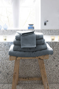 Heckett & Lane Gastendoekje Premium Insignia-Blue